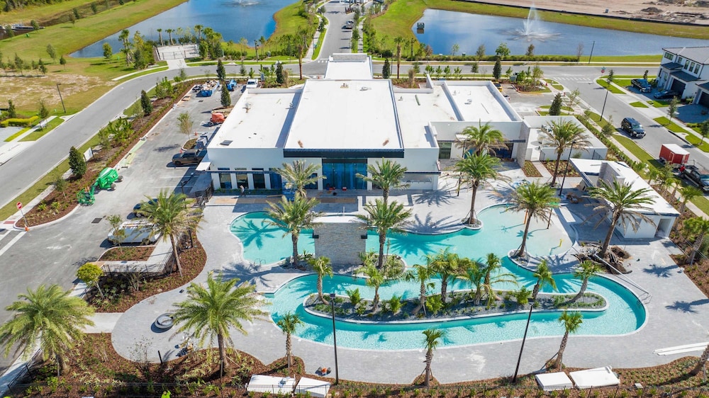 5893 Family Fun Home With Pool Near Theme Parks