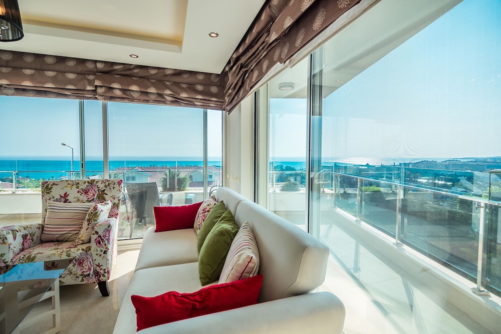 Elite Admiral Premium Residences