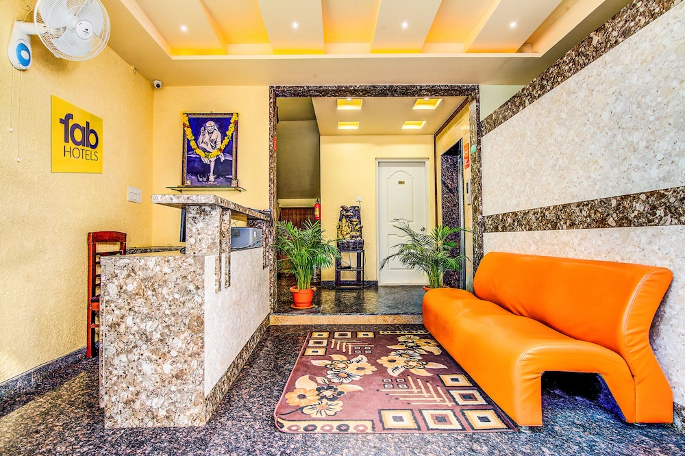FabHotel Emara Boutique - Near Koramangala