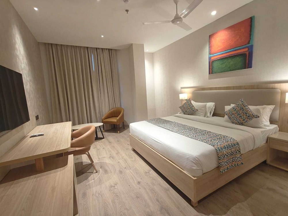 Bluestone Prime by The Cosy Hotels