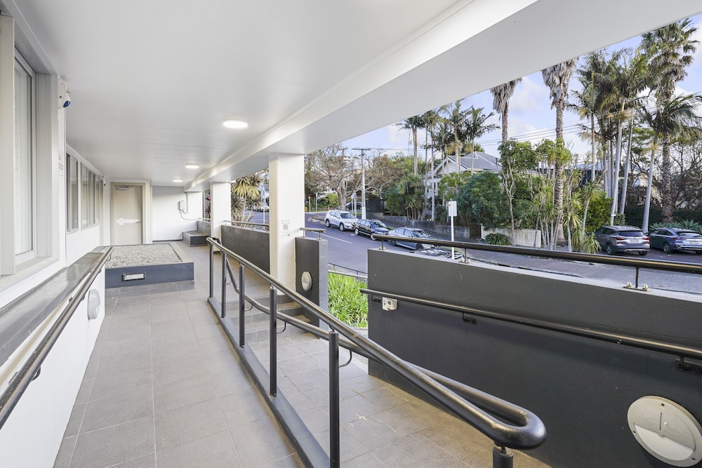 Ponsonby delight with Free Parking view 4
