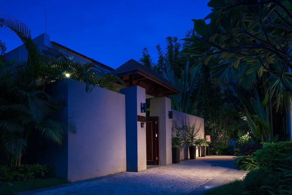GLOBAL MIGRATORY BIRDS RESORT HOTEL