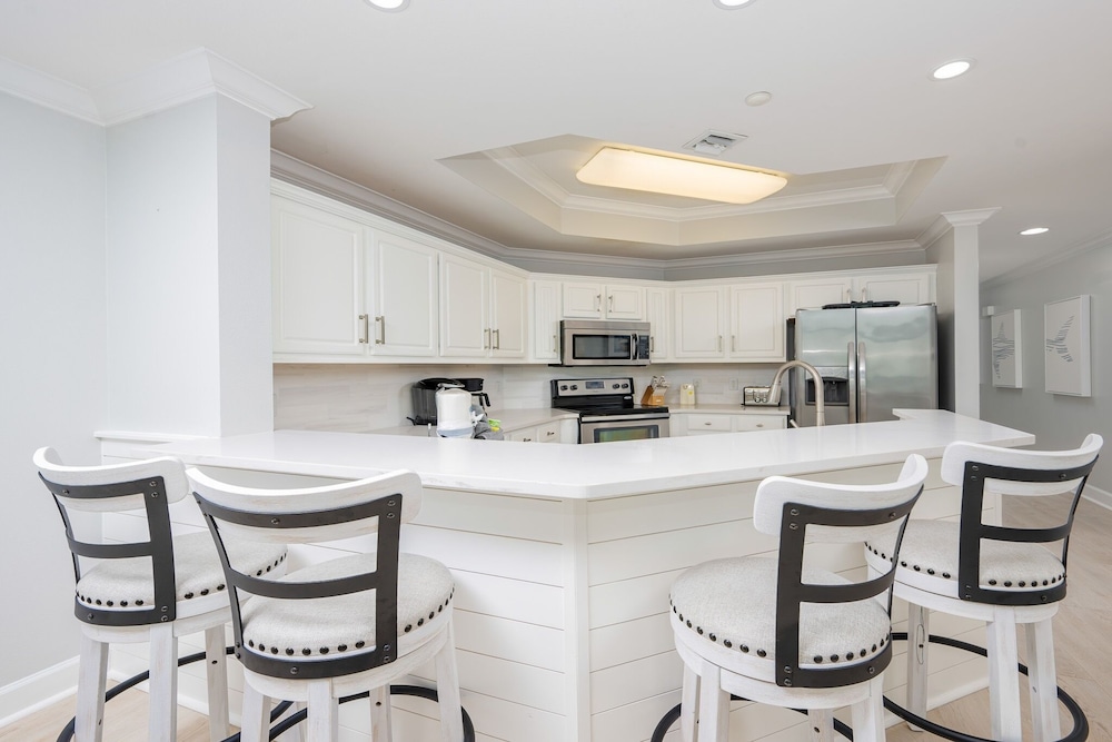 The Oasis 3105 Formerly Phoenix West Ii 3105 3 Bedroom Condo