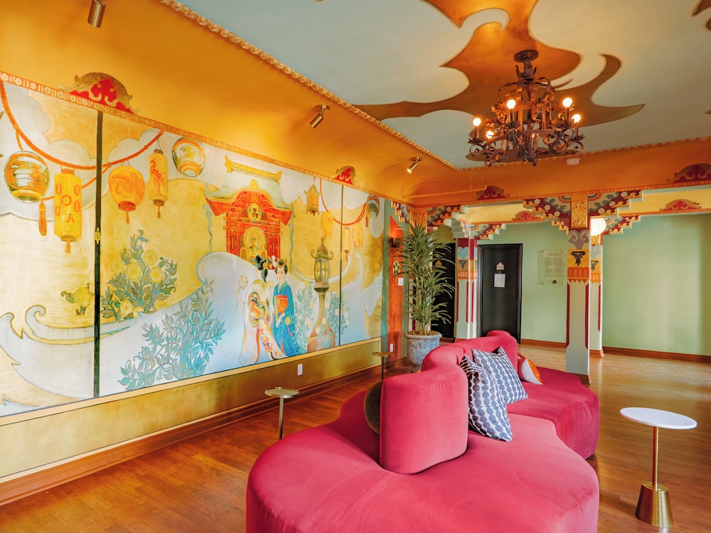 The Nirvana Apartment Hotel - Image 3