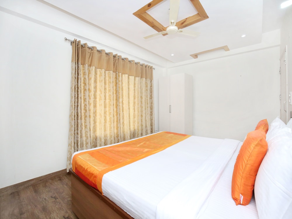 OYO 12185 Home Wayside Villa 3BHK Apartment Kasauli