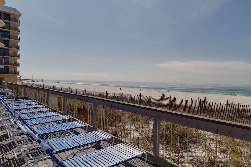 Edgewater Beach Resort Tower 3, 2 Bedroom Apartment