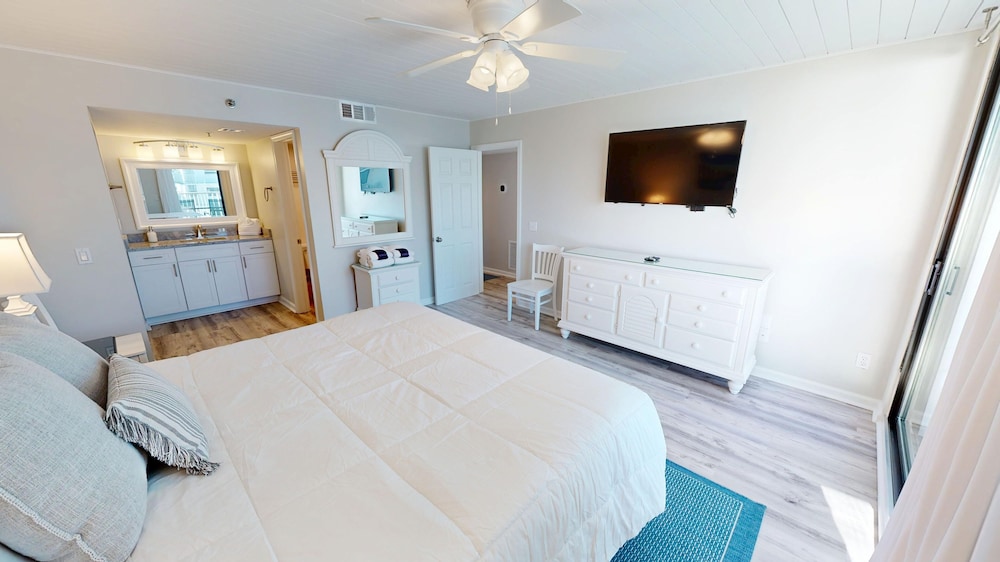 Mainsail 276 2 Bedroom Condo