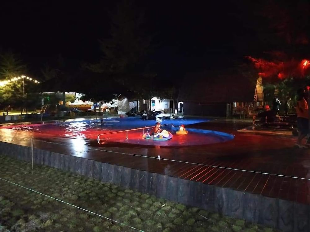Madu Tiga Beach & Resort view 3