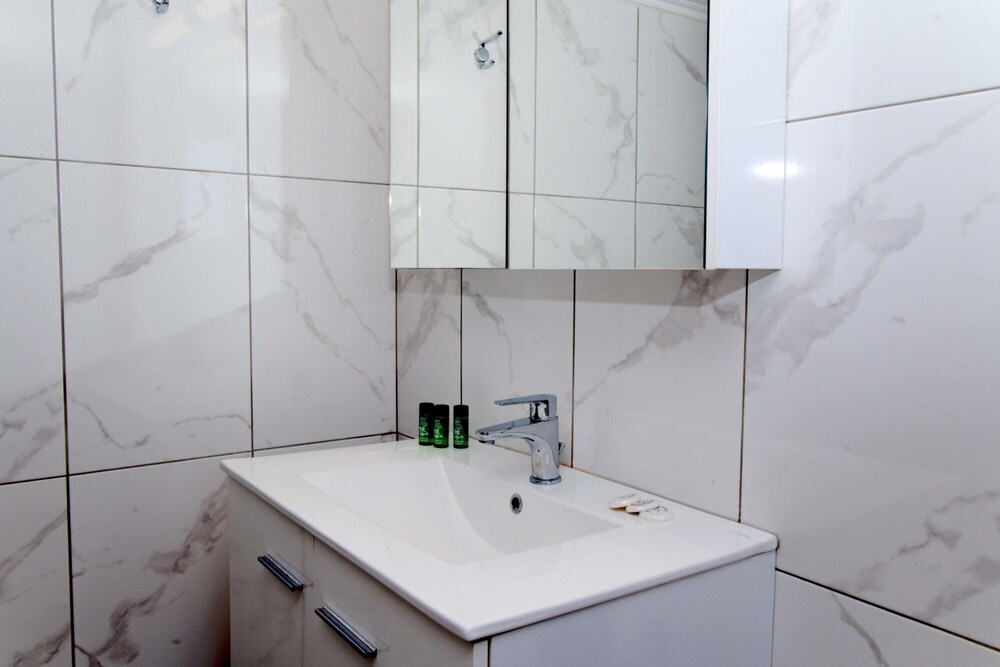 Villa Elina By Golden Residence view 4