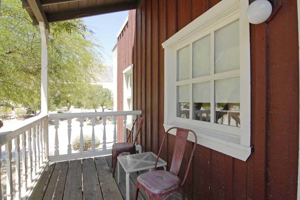 Palm Canyon Hotel & RV Resort