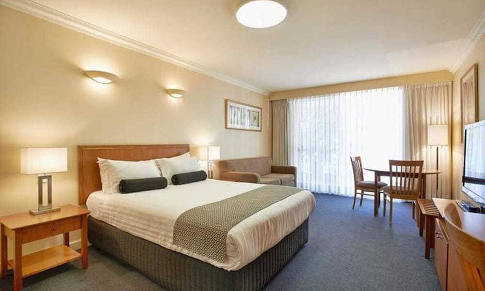 Swiss Garden Residence SS Suite