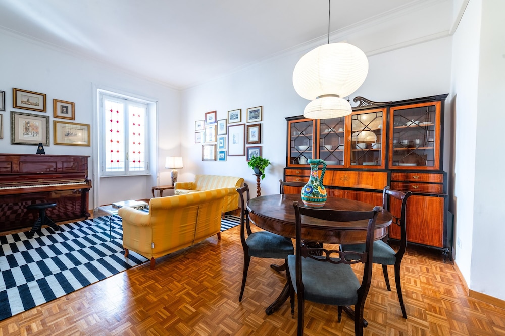 Casa Emme in Rome With 2 Bedrooms and 1 Bathrooms