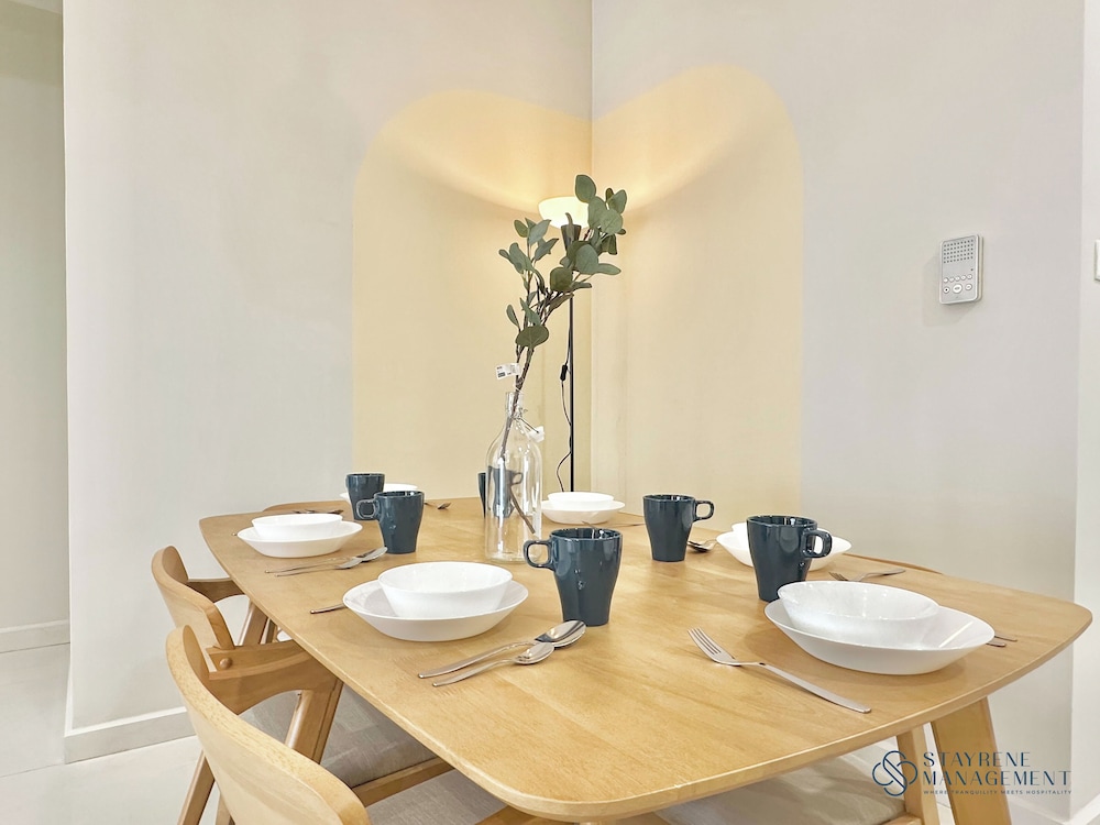 Country Garden Danga Bay Sea View Homestay by Stayrene