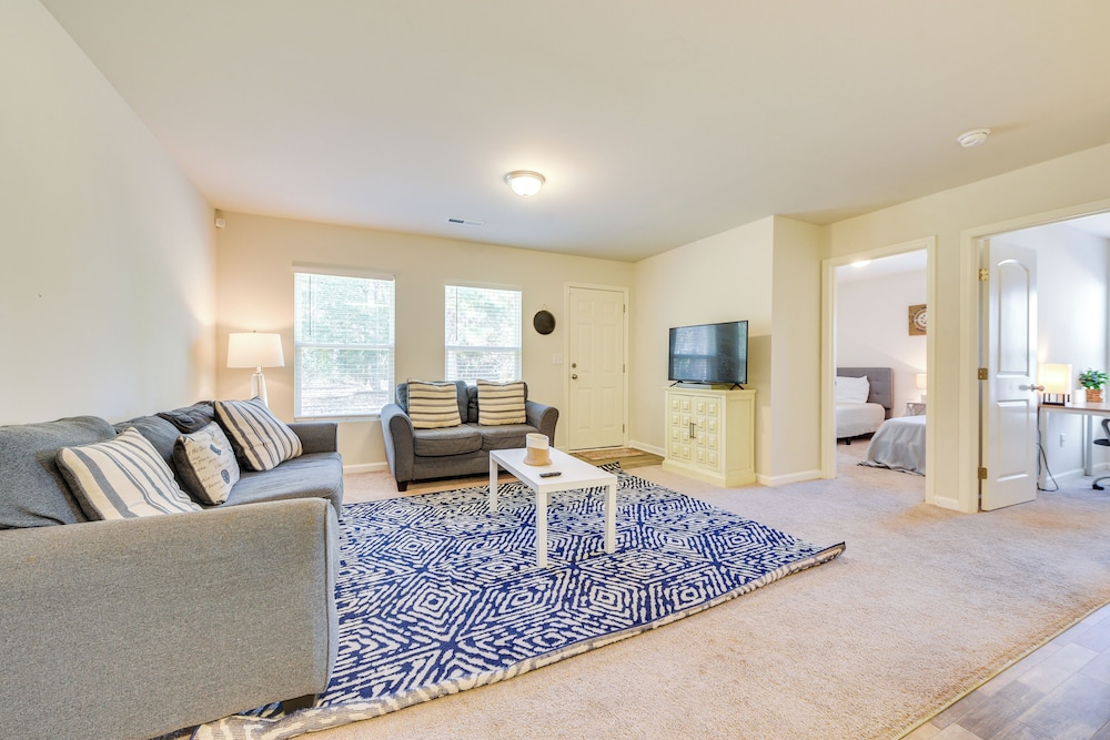 9 Mi to Shore: Family-friendly Sunset Beach Home