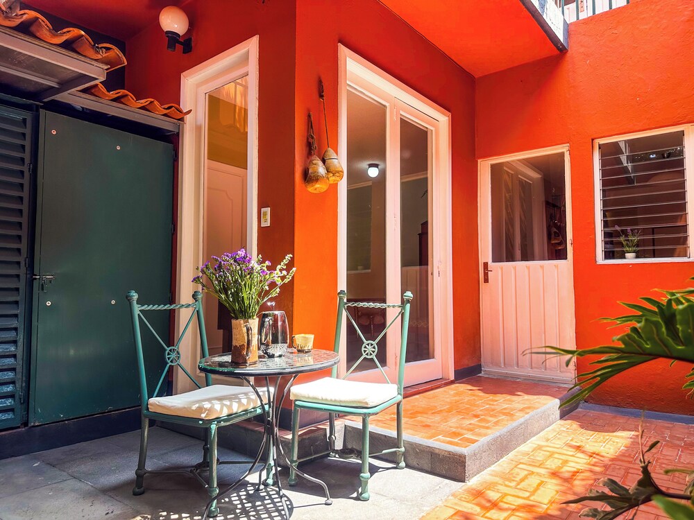 Casita in Coyoacan Comfort and Location