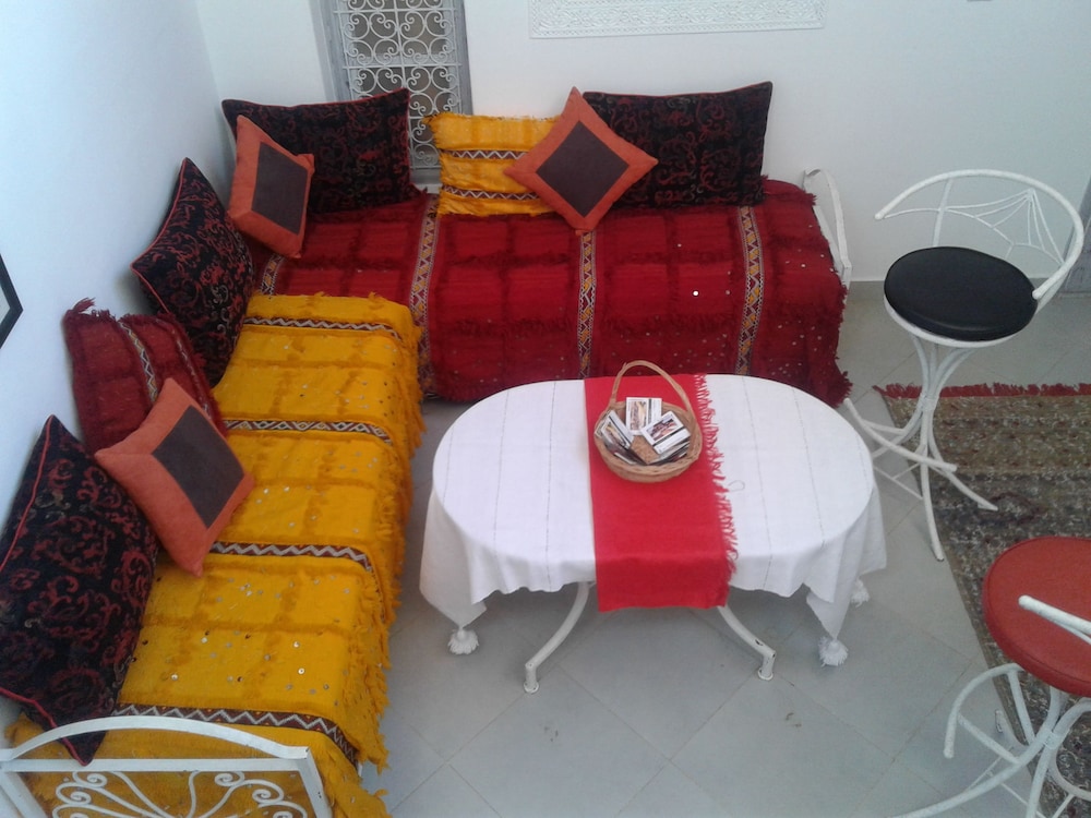 lounge