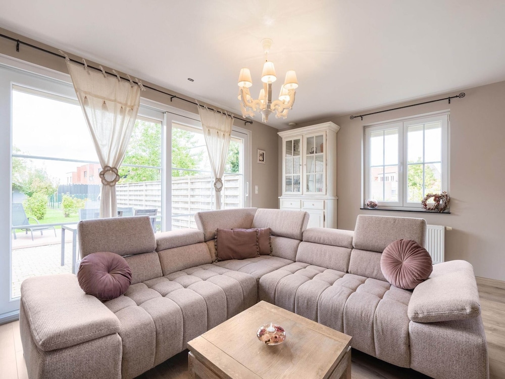 Inviting Holiday Home in Nieuwpoort With Garden