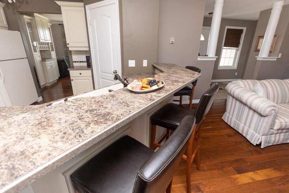 Wilson Vines Awaits Your Arrival in Hillier - Image 4