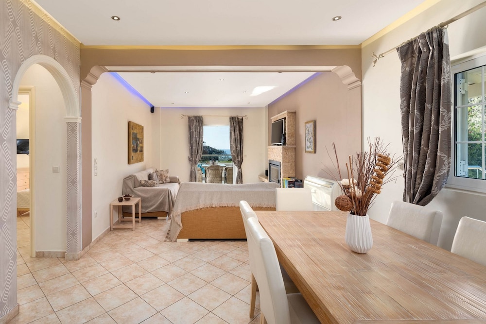 Villa Kalypso With Private Swimming Pool
