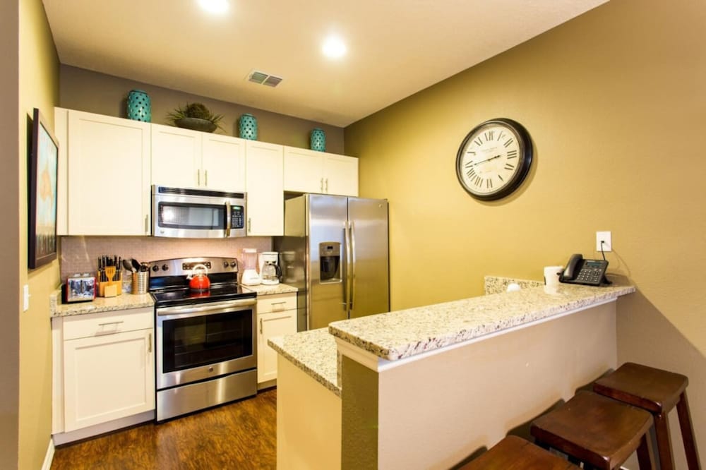 Your VIP Home Near Disney 25107
