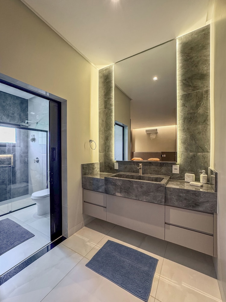 Mansão Luxo Lago - Caldas Novas