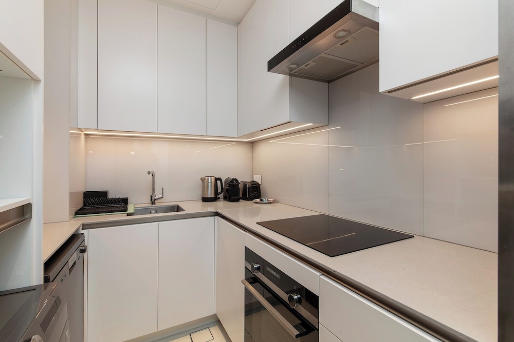 Famous Address Beach Resort JBR 1BR