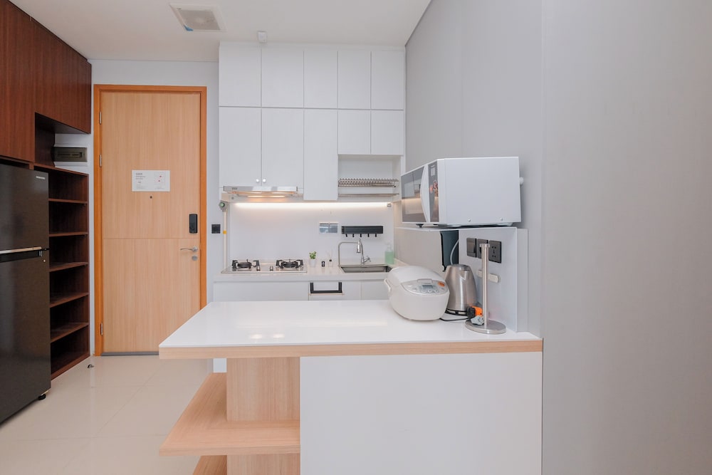 Modern Furnished 2Br At Samara Suites Apartment