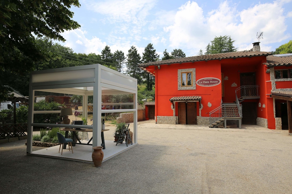 La Mela Rossa