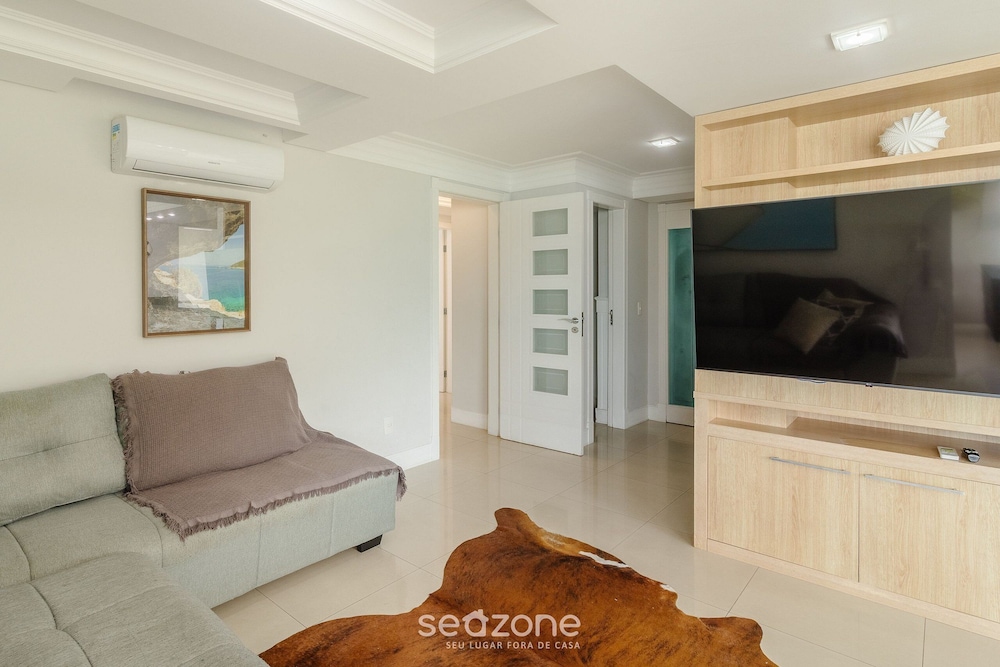 3BR Apt sea View & Ferris Wheel BC Bsd1501