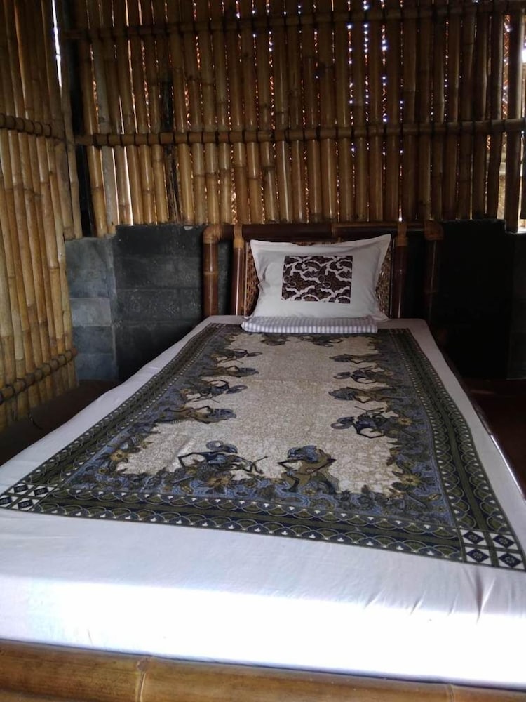 Farmer House - Hostel view 4