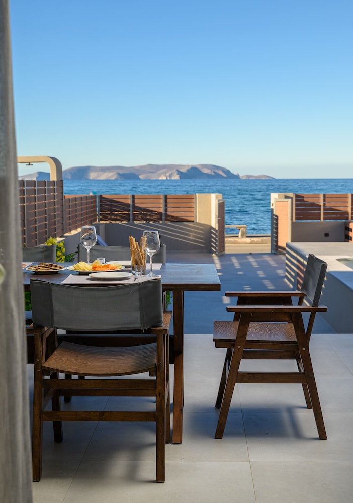 Anasa Luxury Villas