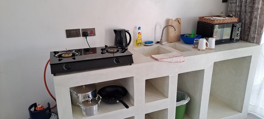 Cave Diani Studio Apartments