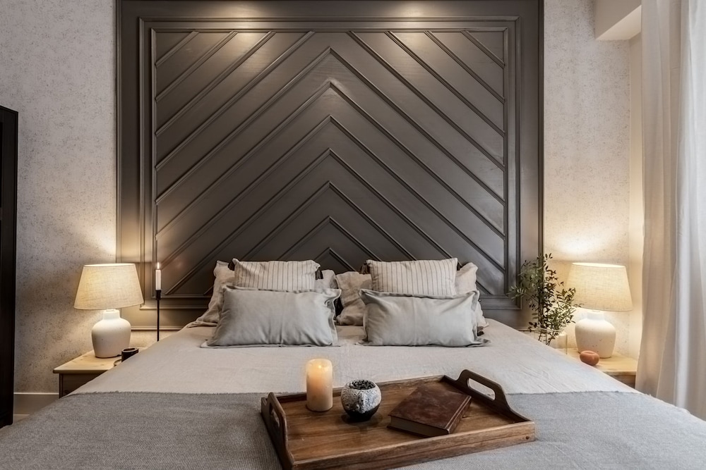 Andujar - 3 Bedrooms in Trafalgar