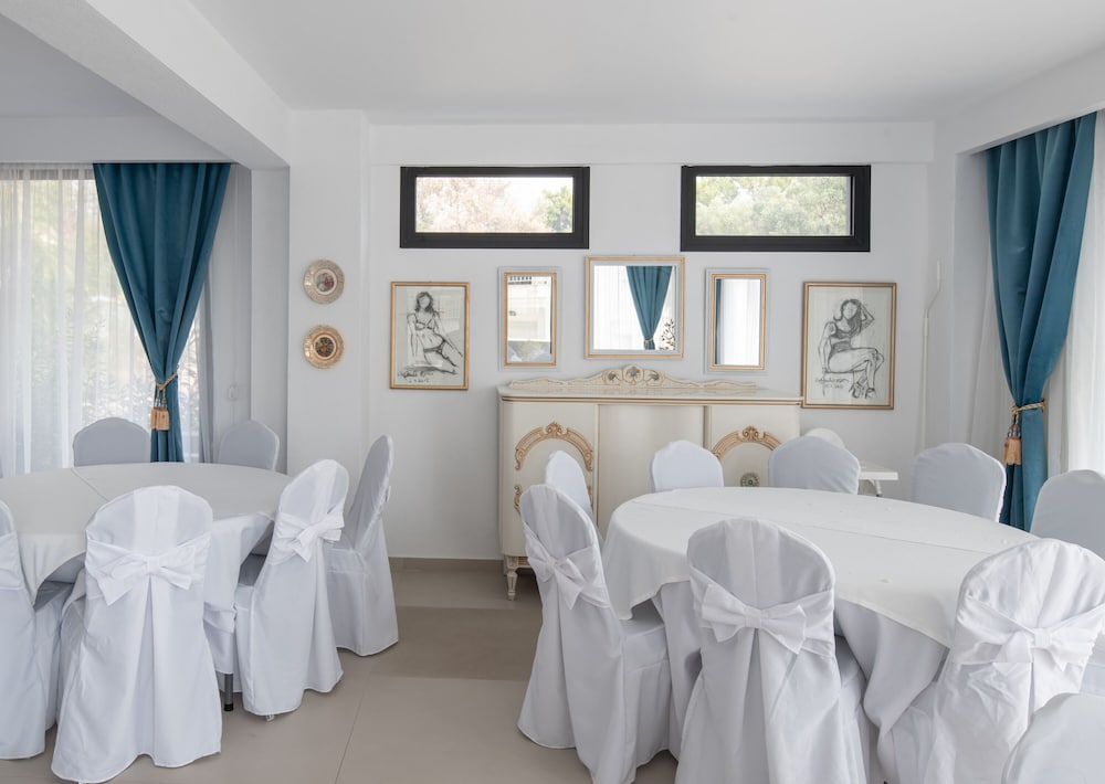 meeting & event spaces
