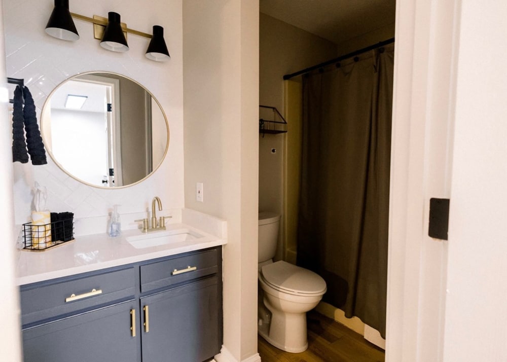 Suite Dreams Condo for 4