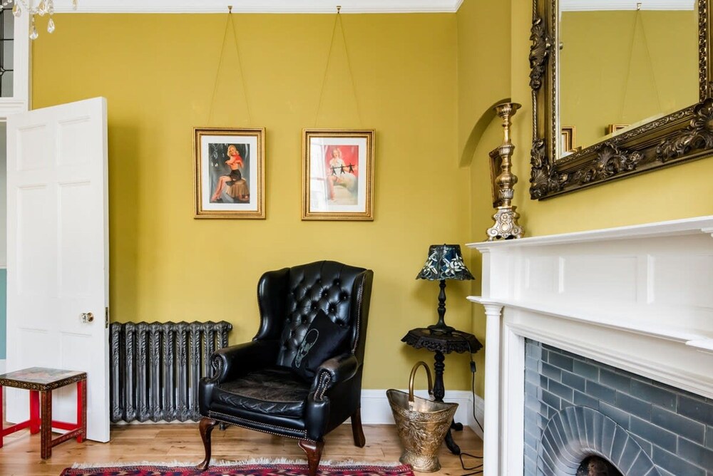 Host Stay Brunswick Rest