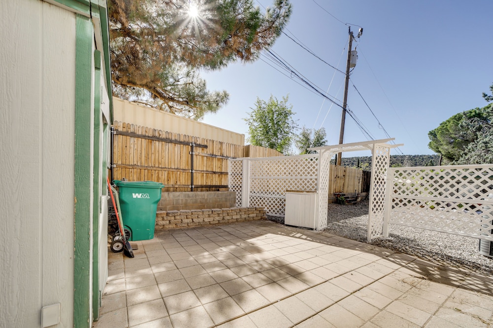 Thunder Mtn Views: Walkable Home in West Sedona!