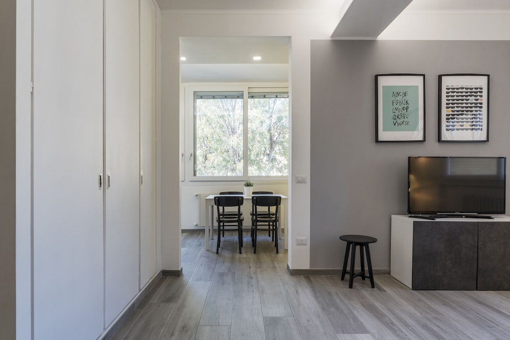 Modern Apartment Giardini Vaticani & S Pietro