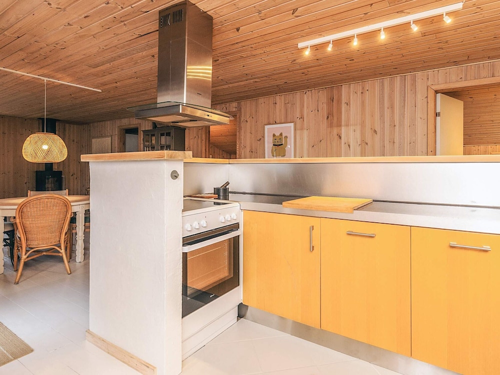 4 Star Holiday Home in Hals