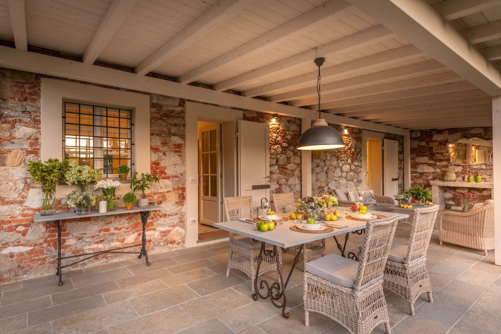Egidio City Farmhouse