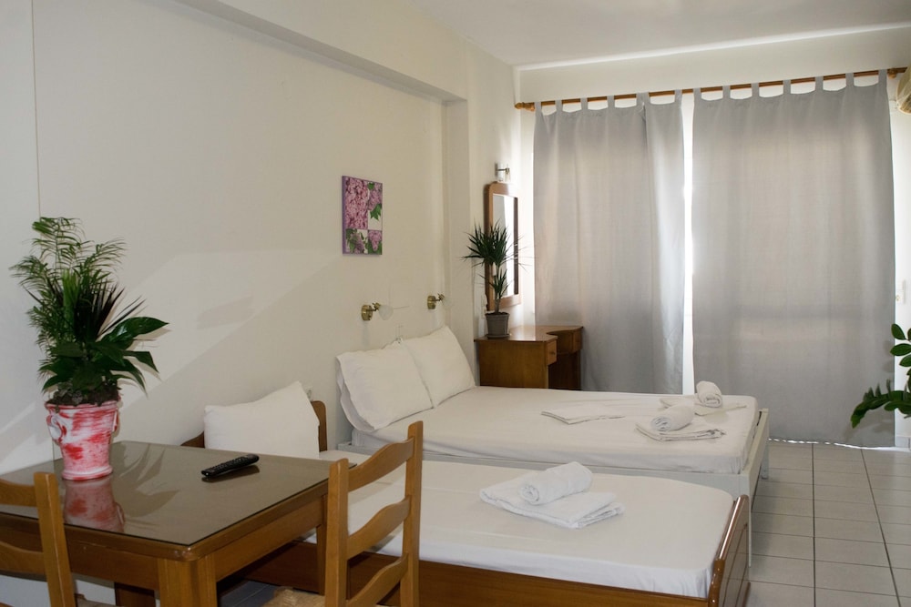 Greta Apartments