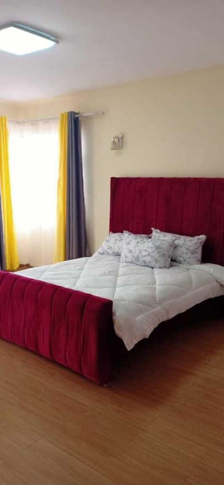 Lux Suites Mango Court Apartments