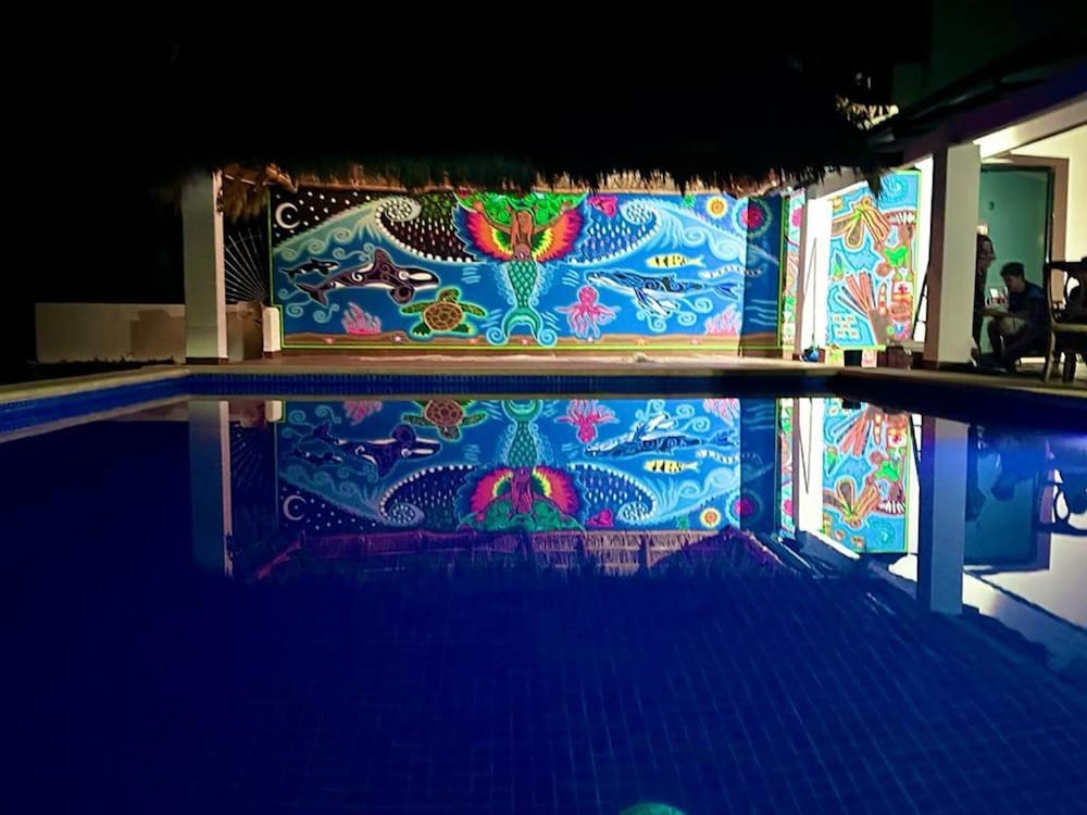 Beachside - Casa Sirena 1BR Suite