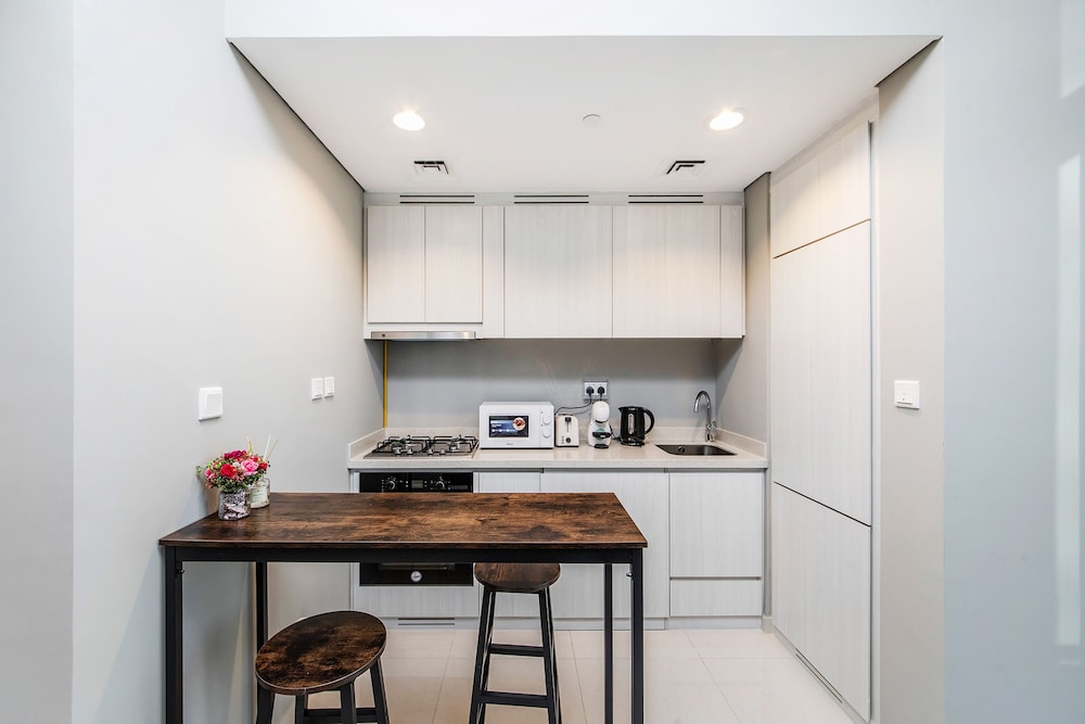 Zada tower 1BR with view on Business Bay