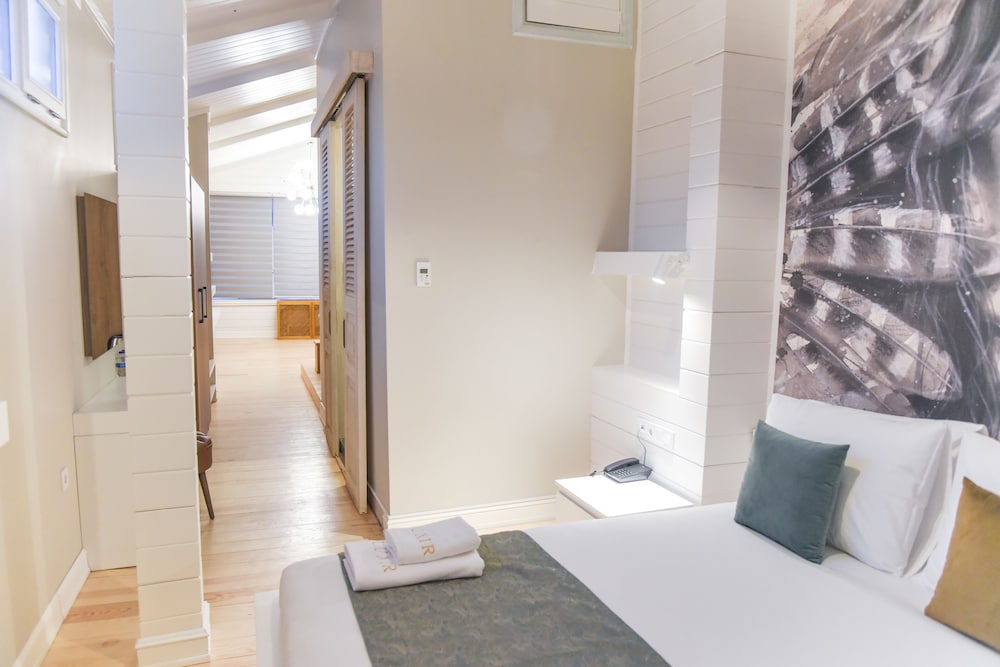 Luxir Hotel - Image 38