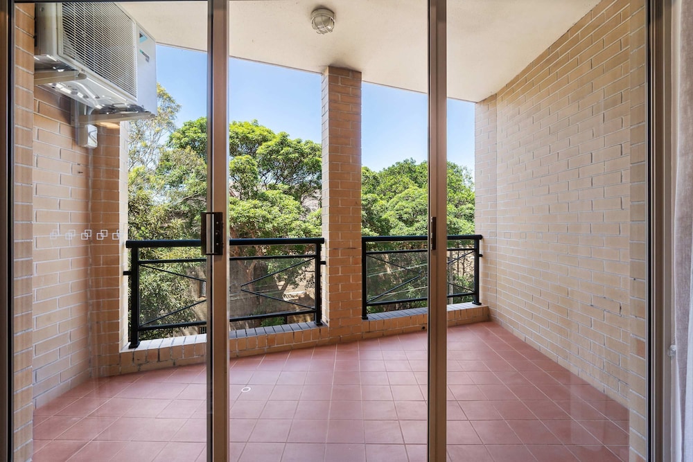 Camperdown Cozy Corner 7