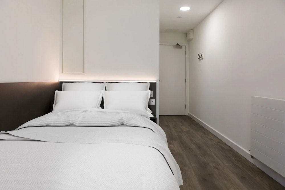 For Students Only Chic Studios and Ensuites at Chapter Highbury II in London