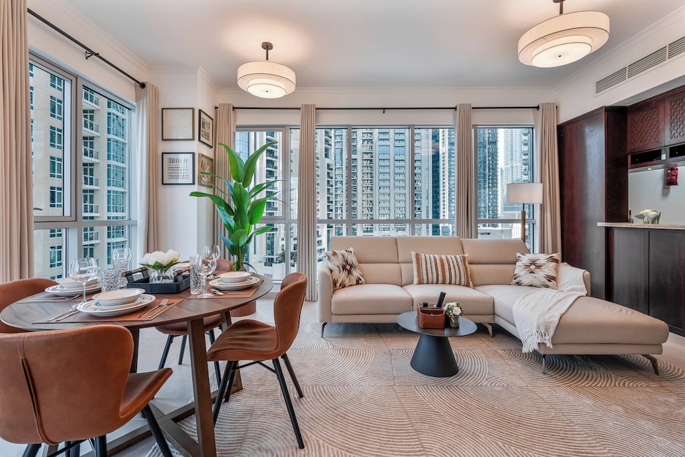 GLOBALSTAY The Residences Tower 1