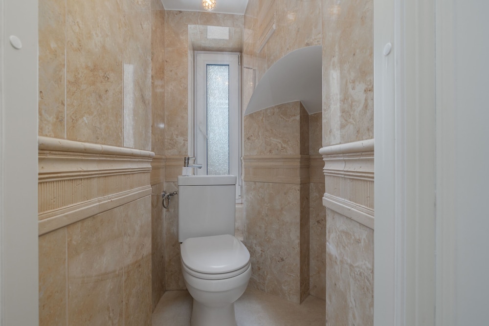 Luxury Apartment in Szczecin by Renters