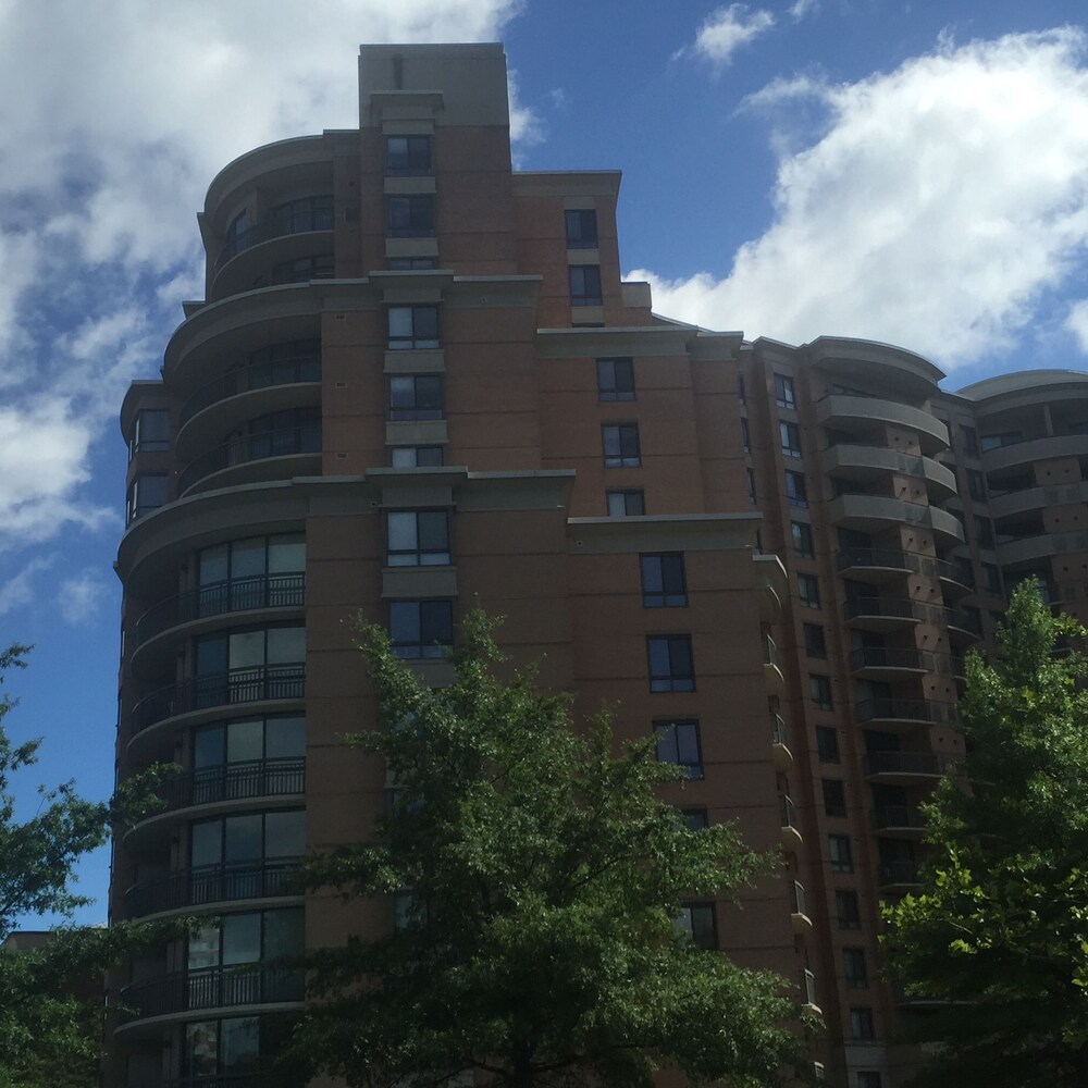 Instrata by Executive Apartments
